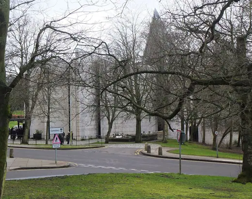Photo 3: Interior · Mortonhall Crematorium, Edinburgh