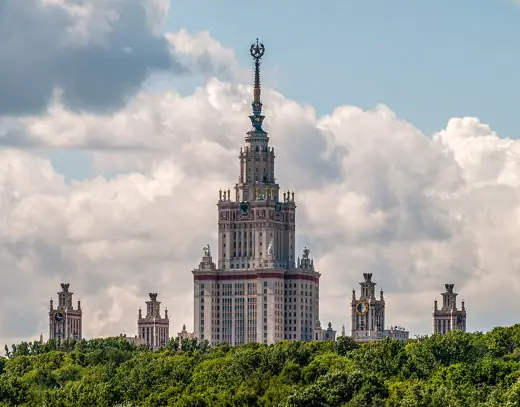 Photo 4: Exterior · Main building of Moscow State University
