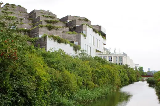 Photo 5: Exterior · Ansicht von Südost