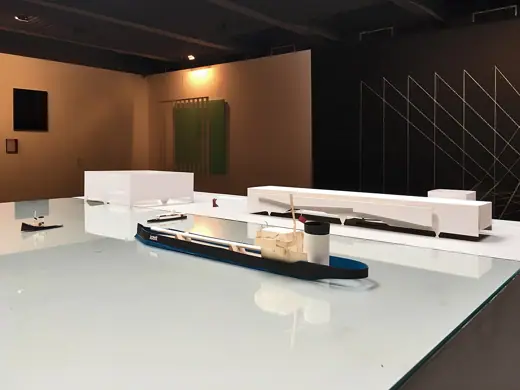 Photo 2: Exterior · paulo mendes da rocha, modelo do cais das artes mube, são paulo junho de 2017