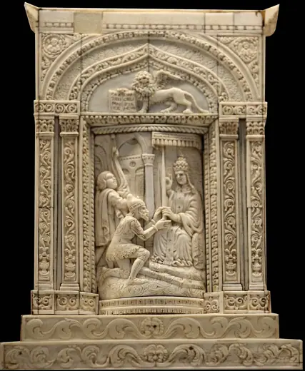 Photo 5: Detail