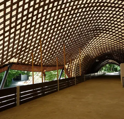 Photo 2: Exterior · Die Multihalle wurde zur Bundesgartenschau 1975 errichtet