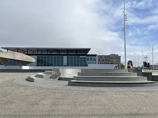 Photo 1: Exterior · Museum of Modern Art - André Malraux, Le Havre, France
