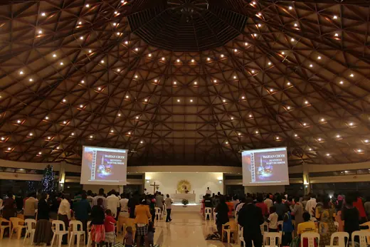 Photo 3: Interior