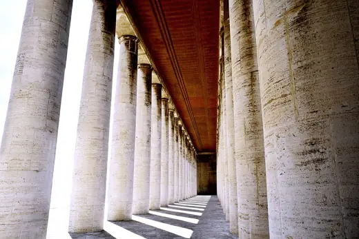 Photo 3: Exterior