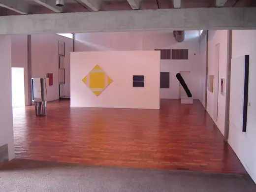 Photo 6: Interior · Another room of the Jesús Soto Museum of Modern Art