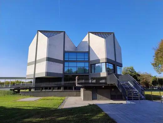 Photo 4: Exterior · Belgrade Contemporary Art Museum Building