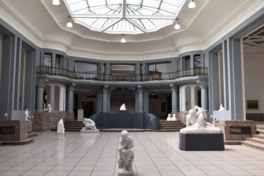 Photo 4: Exterior · Tournai - Musée des Beaux-Arts