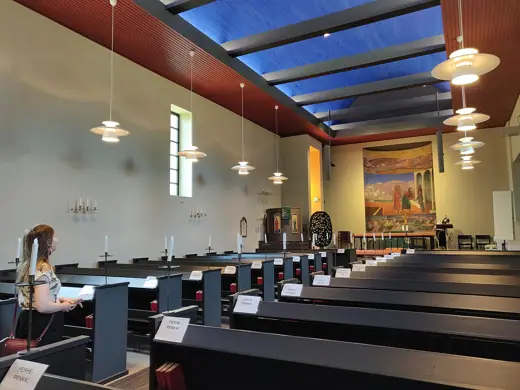 Photo 6: Interior
