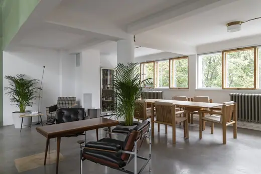 Photo 6: Interior · Interior