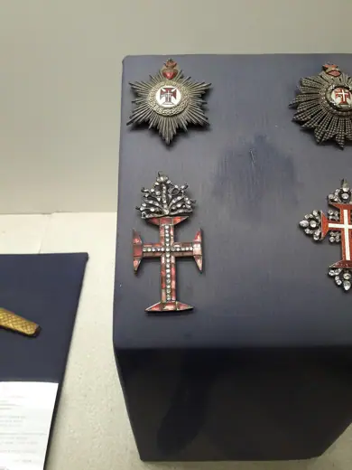 Photo 6: Interior · Insignia of the Military Order of Christ, 18th and 19th centuries, National Coach Museum, Lisbon