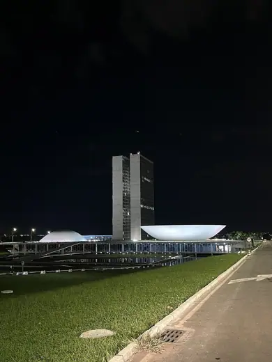 Photo 5: Exterior · Foto do palácio do congresso nacional tirada em 20/01/2024