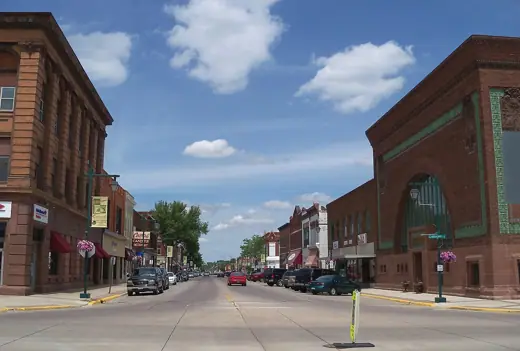 Photo 5: Context · Buildings in downtown Owatonna, Minnesota, USA