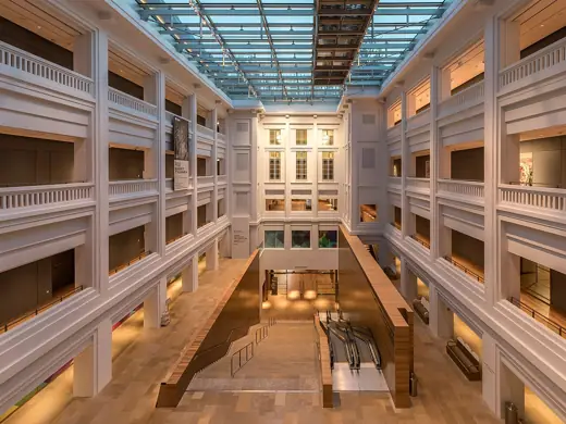 Photo 6: Interior