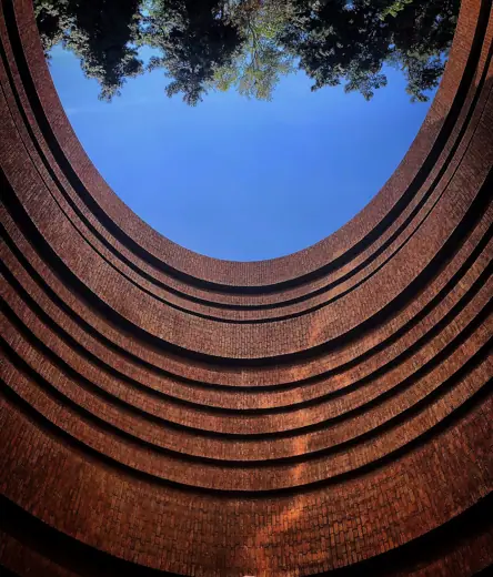 Photo 3: Detail · This is a photo of a monument in Iran identified by the ID