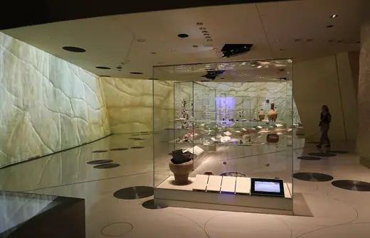 Photo 5: Interior · Collections of the National Museum of Qatar