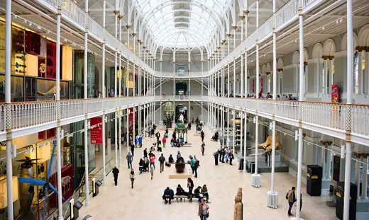 Photo 6: Interior