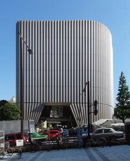 Photo 4: Exterior · Showa-kan, at Kudanshita Tokyo Japan, design by Kiyonori Kikutake in 1999
