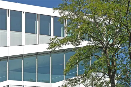 Photo 4: Exterior · L'Ambassade des Pays-Bas a été conçue par les architectes : Rem Koolhaas et Ellen van Loon