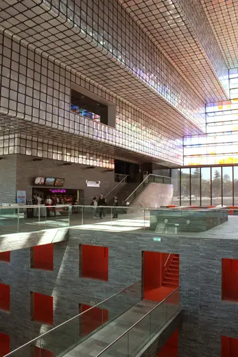 Photo 5: Interior