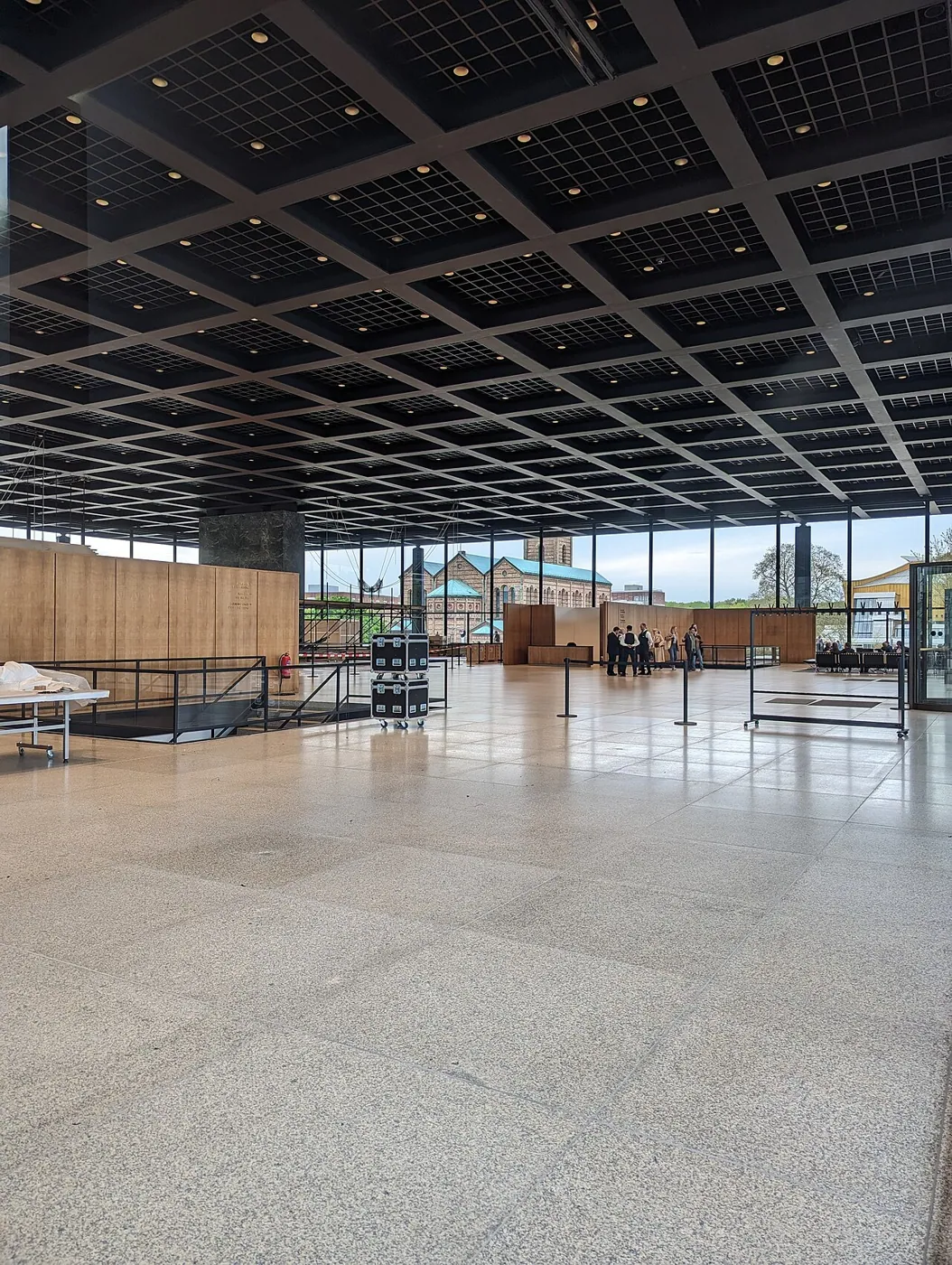 Neue Nationalgalerie: Interior · Inside of the Neue Nationalgalerie during renovation in 2023