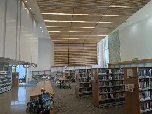 Photo 3: Interior