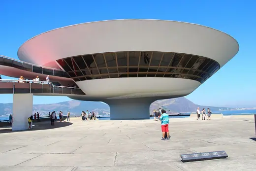 Photo 4: Exterior · Museum of Contemporary Art of Niterói - Rio de Janeiro