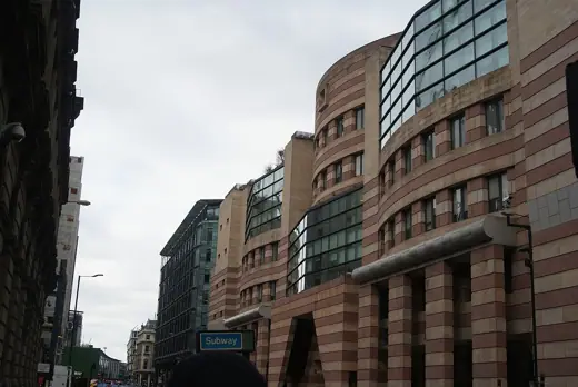 Photo 6: Context · View of 1 Poultry from Queen Victoria Street