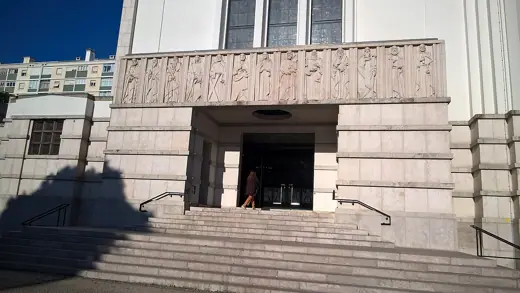 Photo 2: Exterior · Igreja de Nossa Senhora de Fátima, em Lisboa