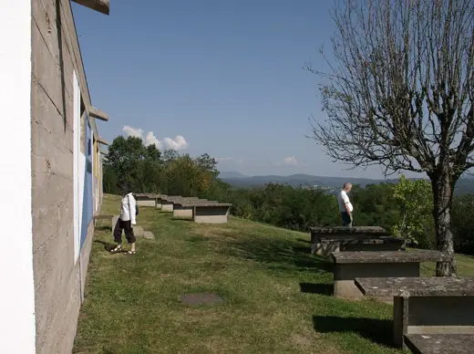 Photo 7: Context