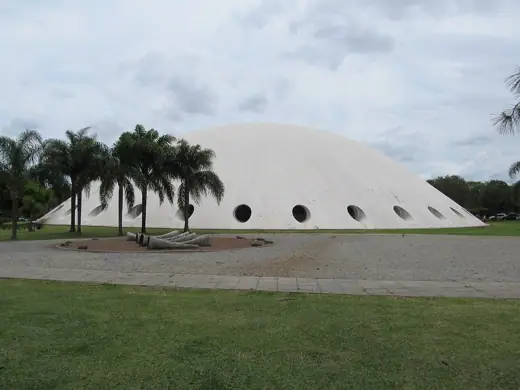 Photo 2: Exterior · City of São Paulo, Brazil