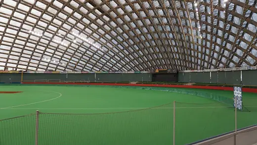 Photo 5: Interior