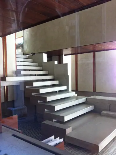 Photo 4: Exterior · Il Negozio Olivetti a Venezia dopo il restauro e la sua riapertura nel 2011 (Assicurazioni Generali - FAI)