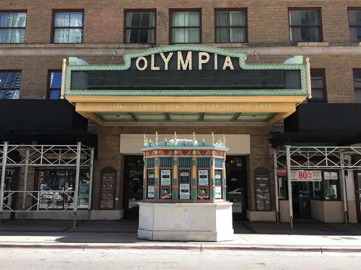Photo 2: Exterior
