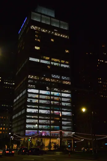 Photo 3: Exterior · Michigan, One Woodward Avenue