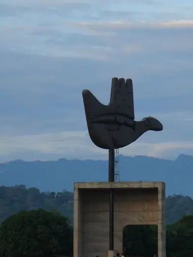 Photo 6: Detail · The Open hand is the geographical representation of the city Chandigarh located in North India