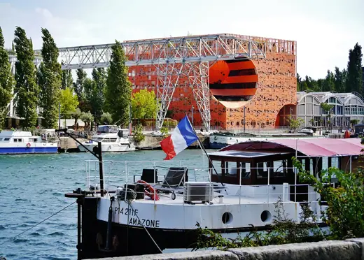 Photo 4: Exterior · Rambaud Quay, Lyon, Metropolitan Region of Lyon, Region of Rhône-Alpes, France