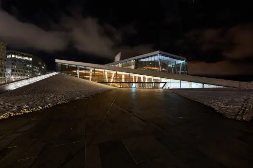 Photo 6: Context · Opera house of Oslo