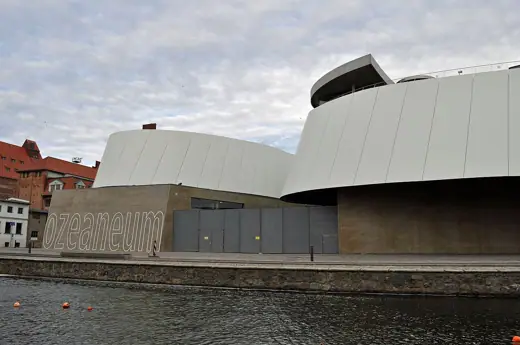 Photo 6: Detail · Gebäude bzw