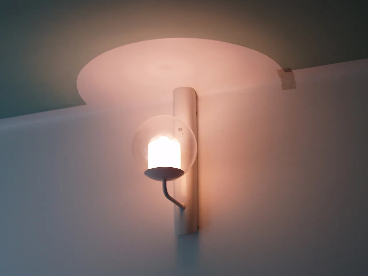 Paimio Sanatorium: Detail · Alvar Aalto, Paimio Sanatorium, Patient bedroom lamp