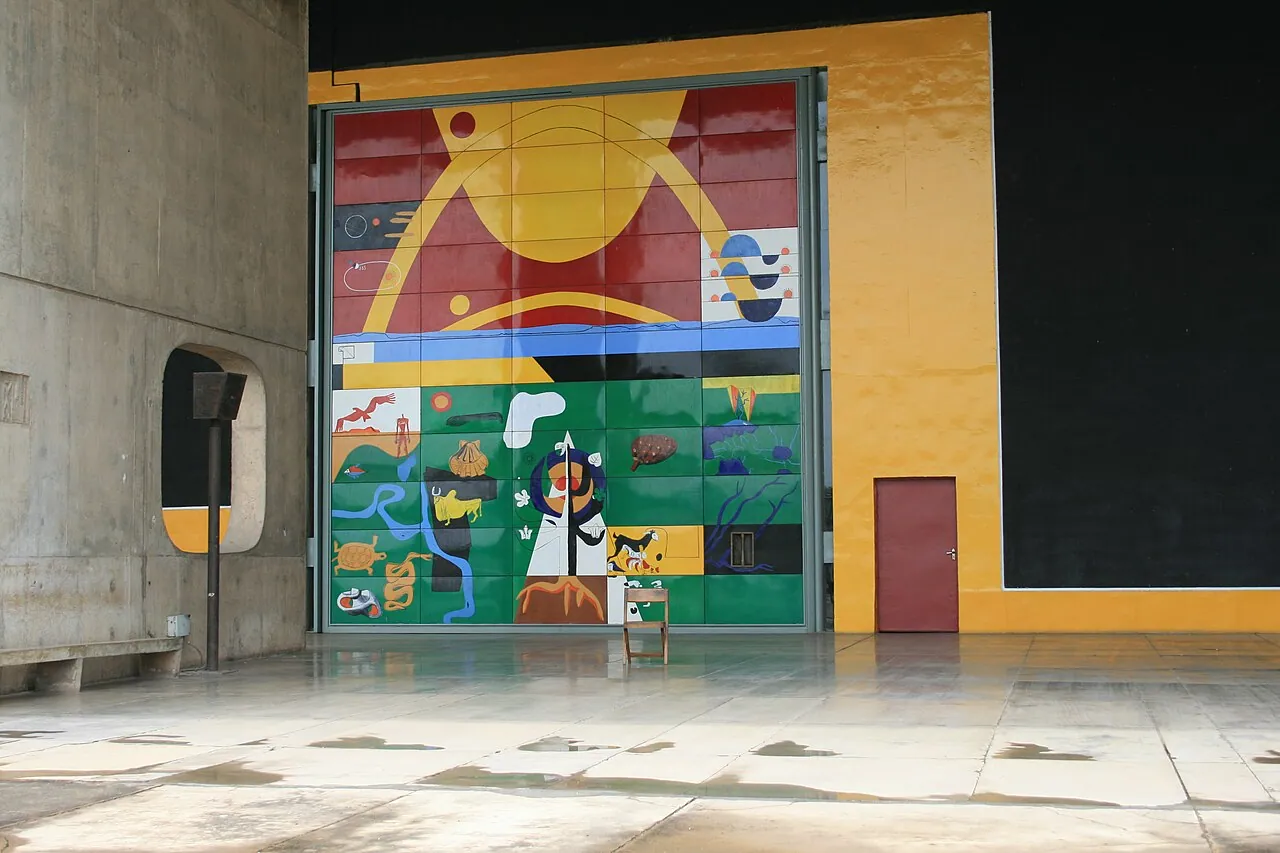 Palace of Assembly: Detail · Corbu's Door