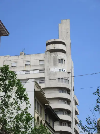 Photo 3: Exterior · Montevideo