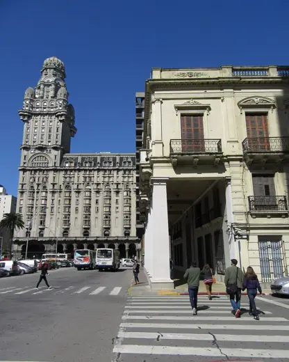 Photo 6: Detail · Montevideo