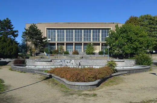 Photo 6: Interior · Charleroi ( Belgium ) - Convention and exhibition hall (1953)