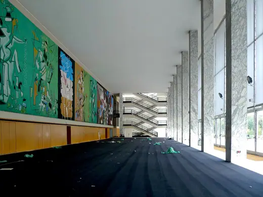 Photo 5: Interior · Rome, EUR, Palazzo dei Congressi