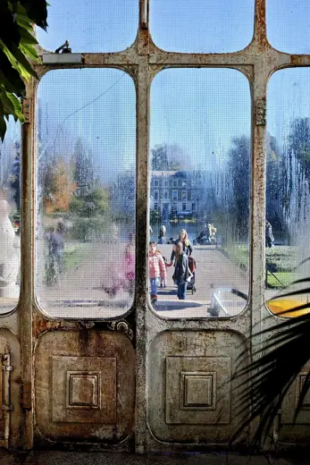 Photo 2: Interior · Entry Door to the Palm House at Kew Gardens, London