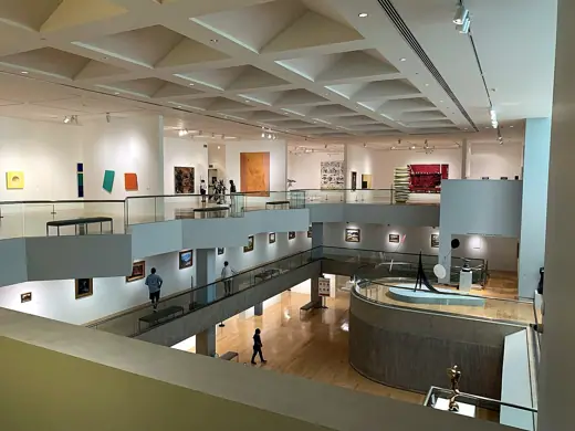 Photo 5: Interior
