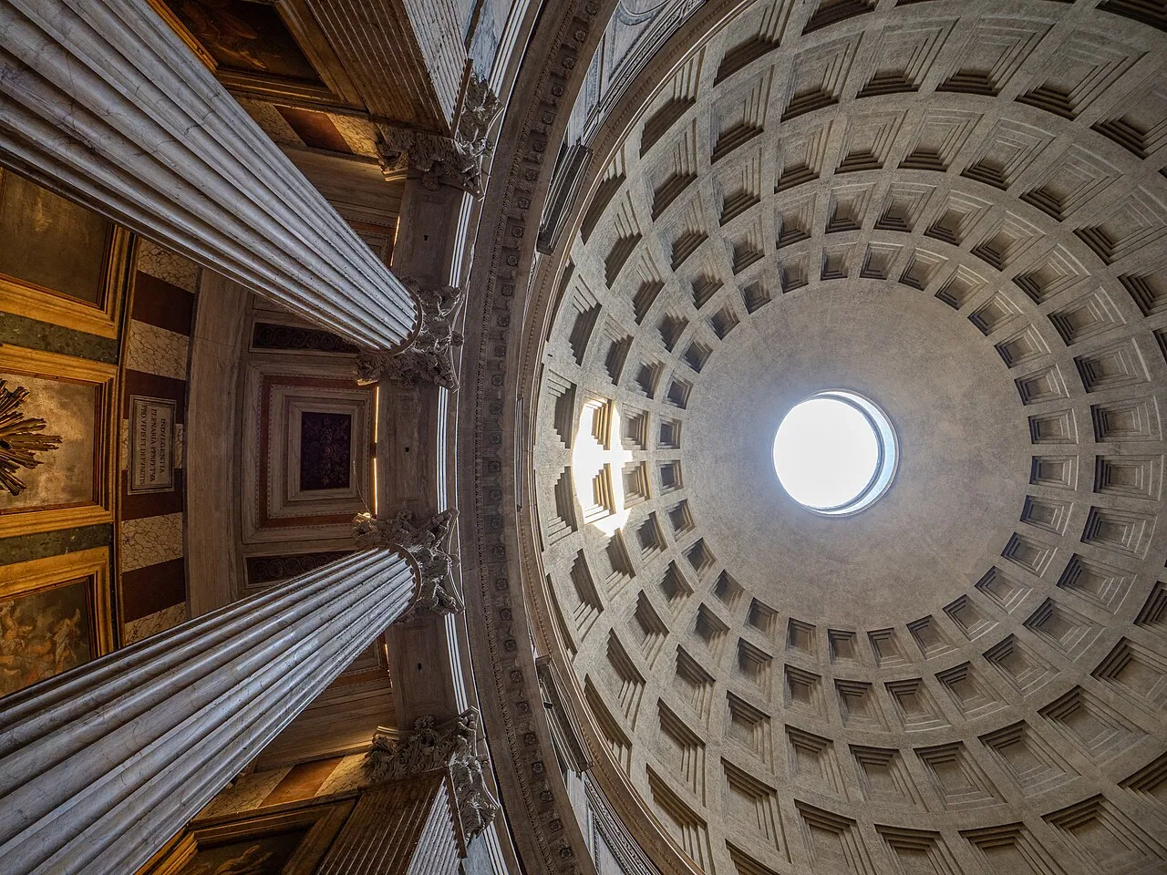 Pantheon: Interior · Pantheon This picture was uploaded via web-app "Wiki Loves Monuments Italia" 