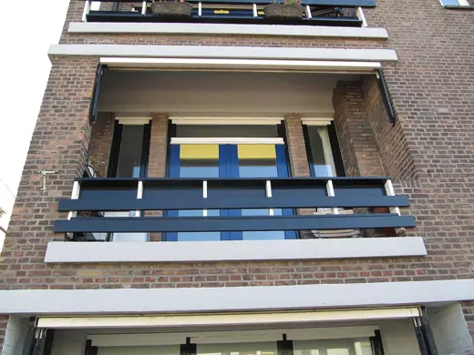 Photo 5: Detail · RM46625 Den Haag - Klimopstraat (detail balkon).jpg