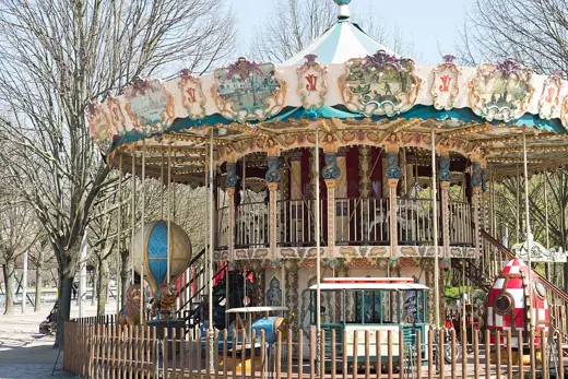 Photo 4: Exterior · Carousel in the Parc de la Villette, Paris